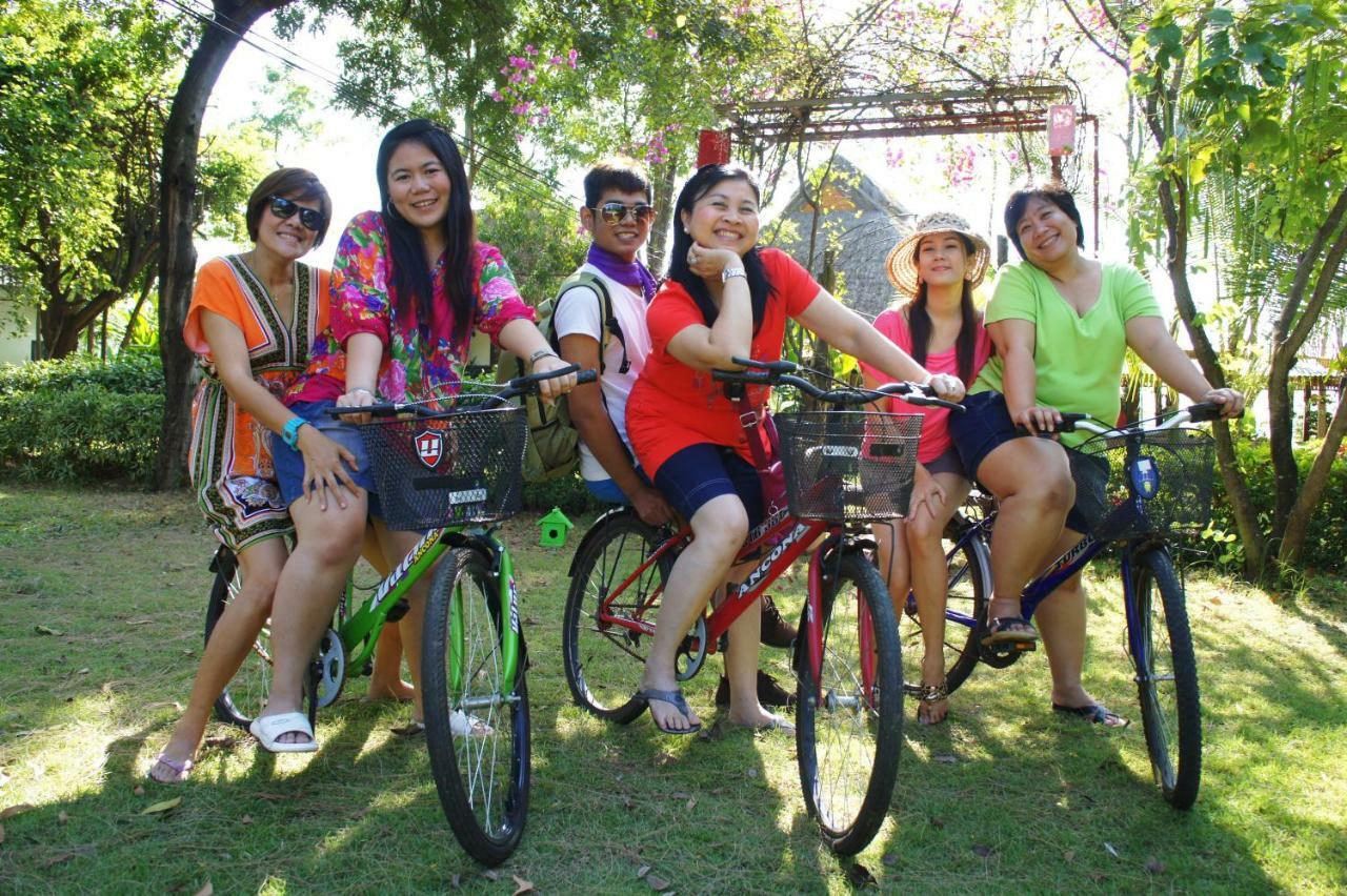 Golden Lake View Boutique Resort Kanchanaburi Exterior foto