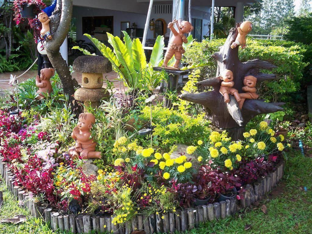 Golden Lake View Boutique Resort Kanchanaburi Exterior foto